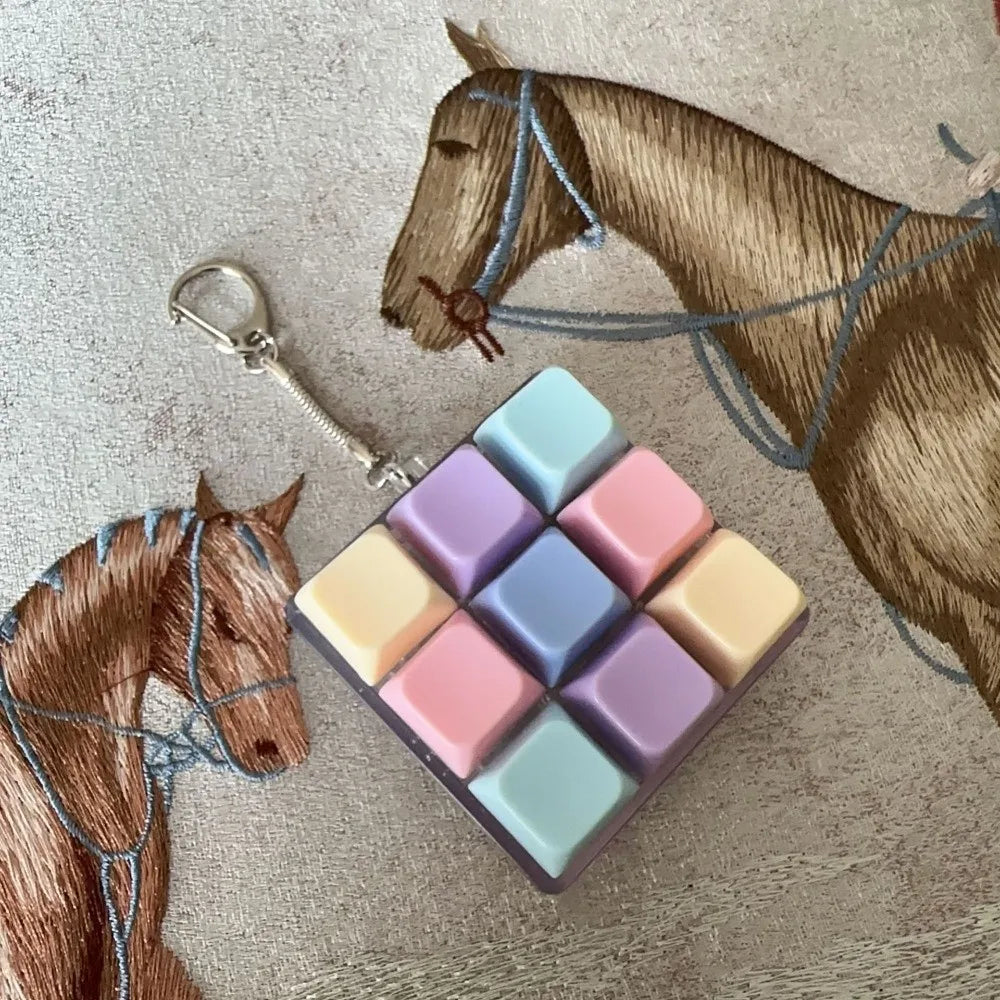 Relaxing 2/3/6/9 Keys Finger Keyboard Key Button Keycap Decompression Toy Gadget Pass The Time Clicker Toy Adult